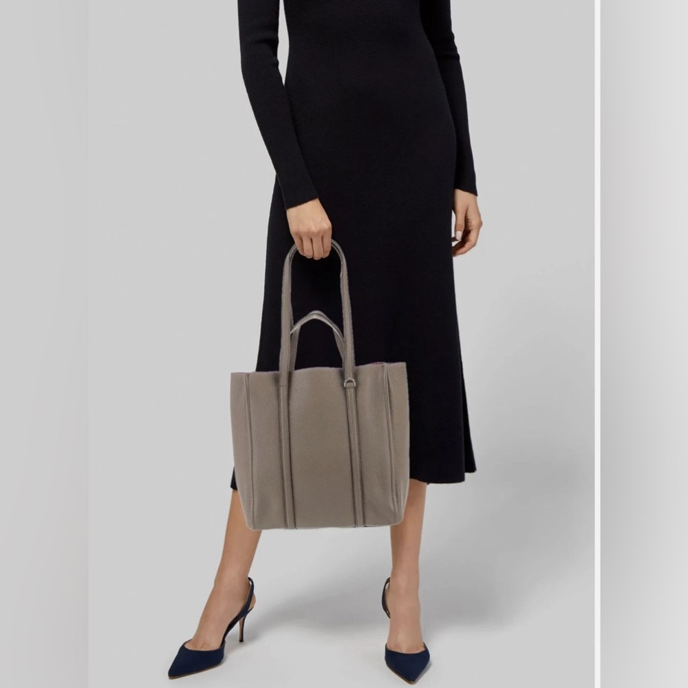 Marc Jacobs Taupe Tote Bag